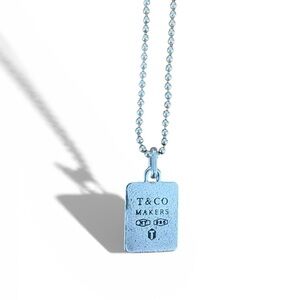 💯 Authentic *Limited Edition* UNISEX Maker’s Mark Necklace 24.5” Chain